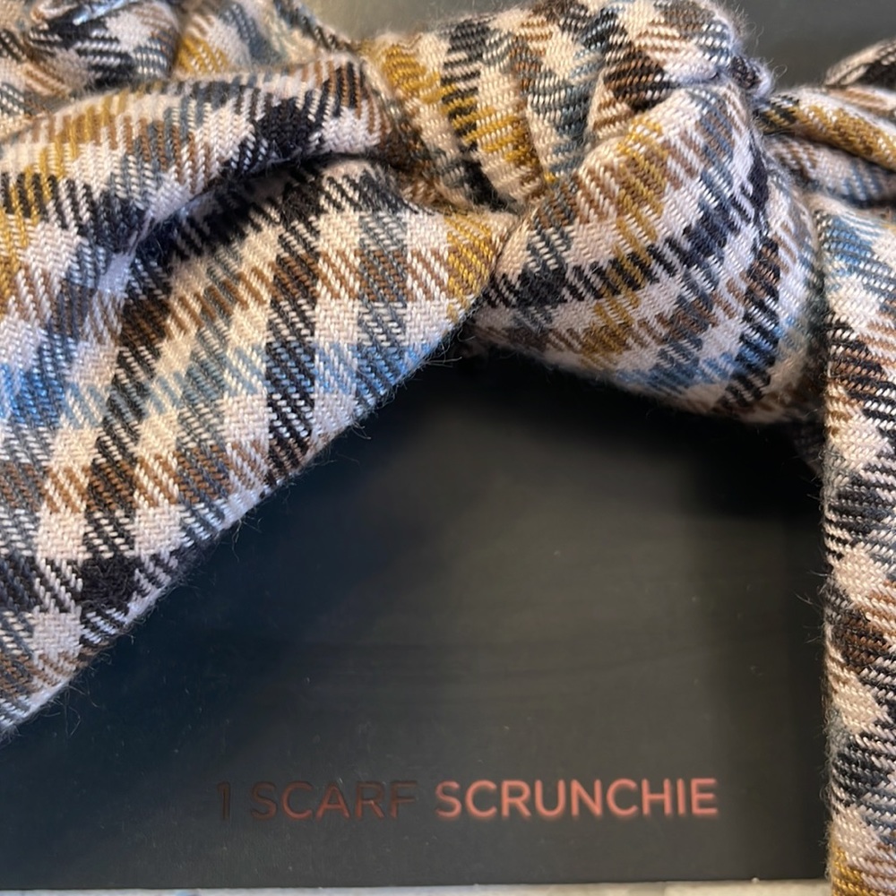 HAIRITAGE SCRUNCHIES - Picture 4 of 4
